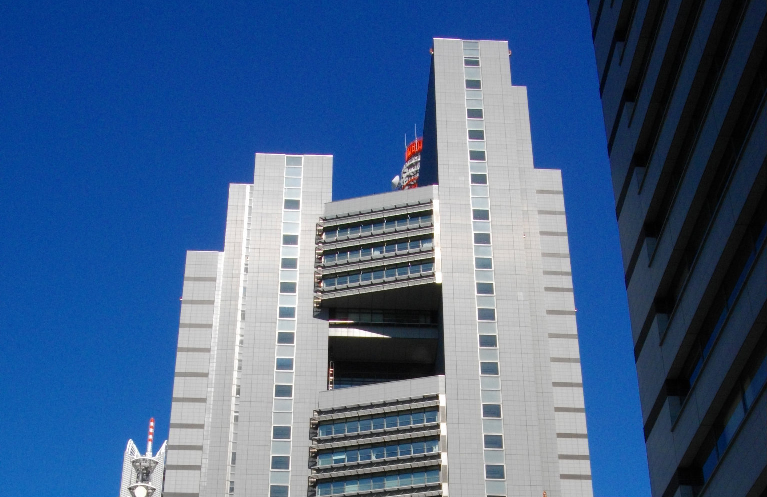 Exterior of the Kanto-Shinetsu Regional Taxation Bureau building